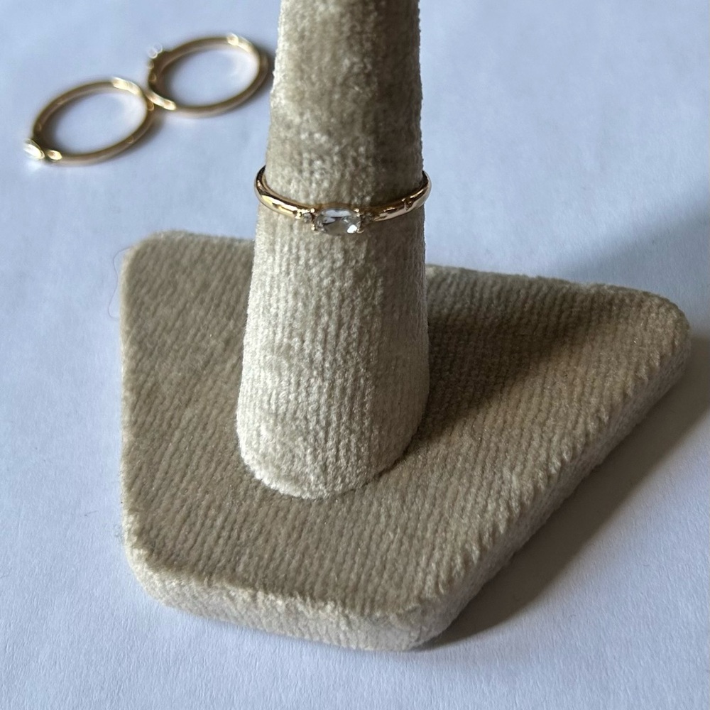 Elegant Gold Stacking Rings - Picture 6 of 9